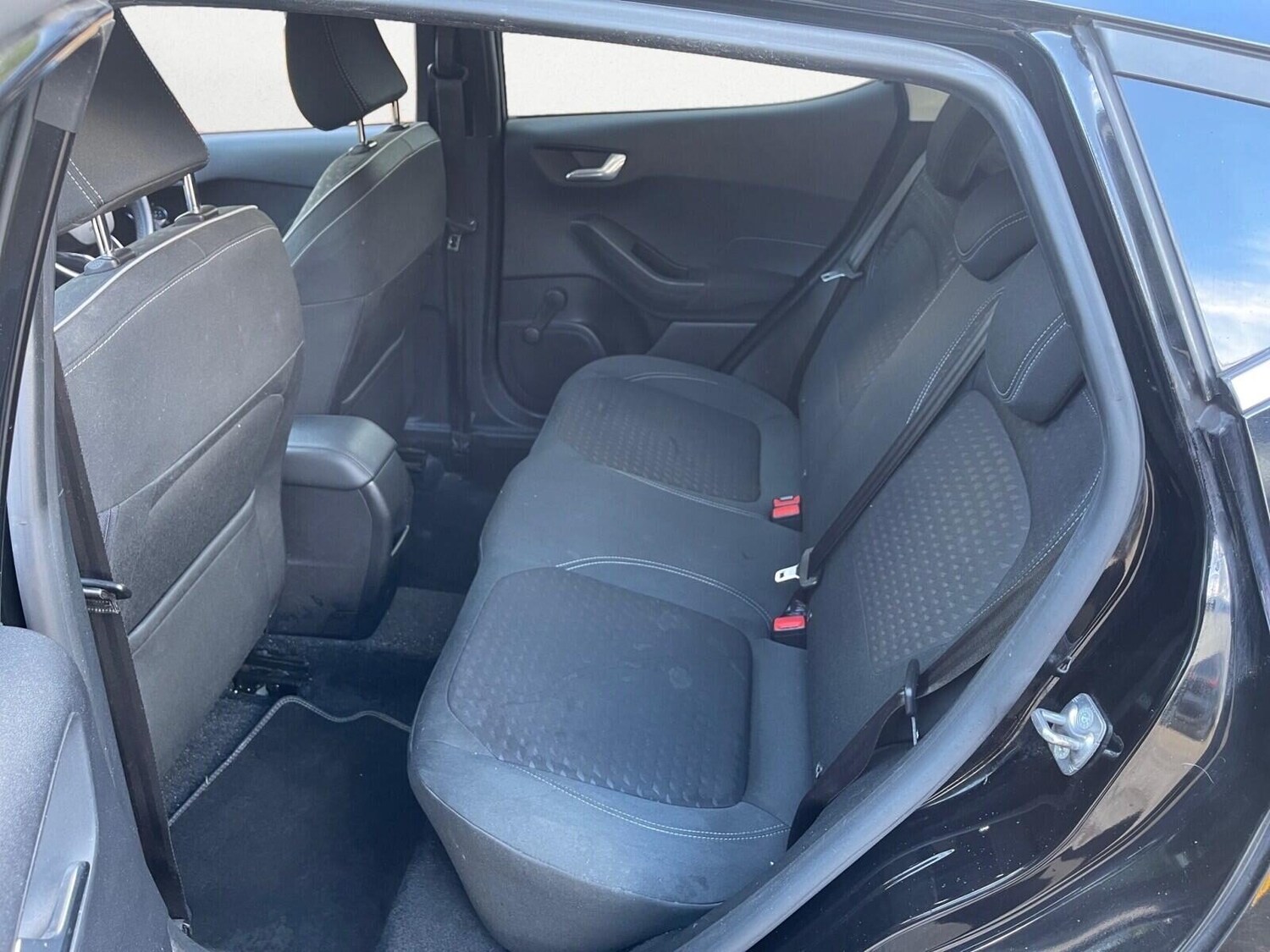 Used Ford Fiesta 2018 for sale - 75894576: Photo 17