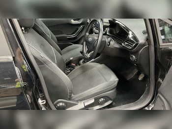 Used Ford Fiesta 2018 for sale - 75894576: Photo
