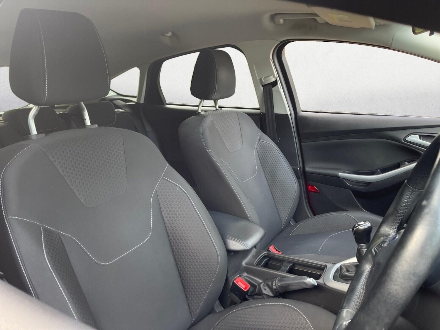 Used Ford Focus 2015 for sale - 76363148: Photo 14