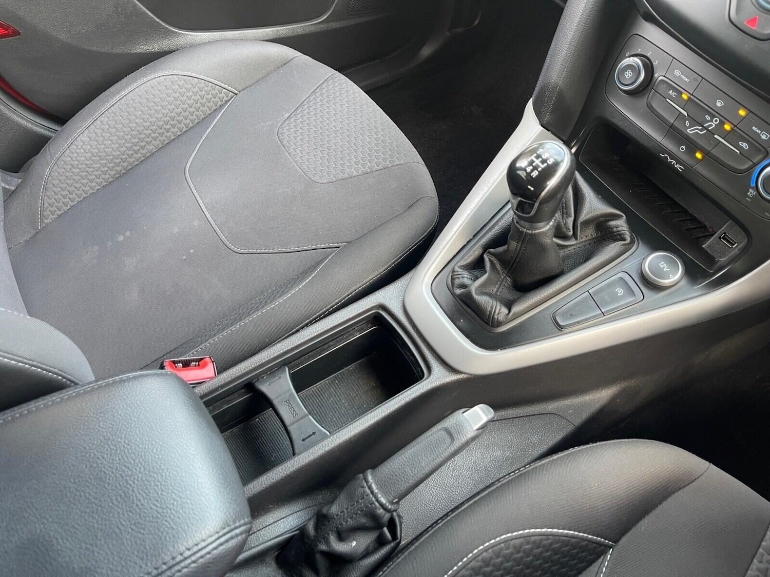 Used Ford Focus 2015 for sale - 76363148: Photo 21