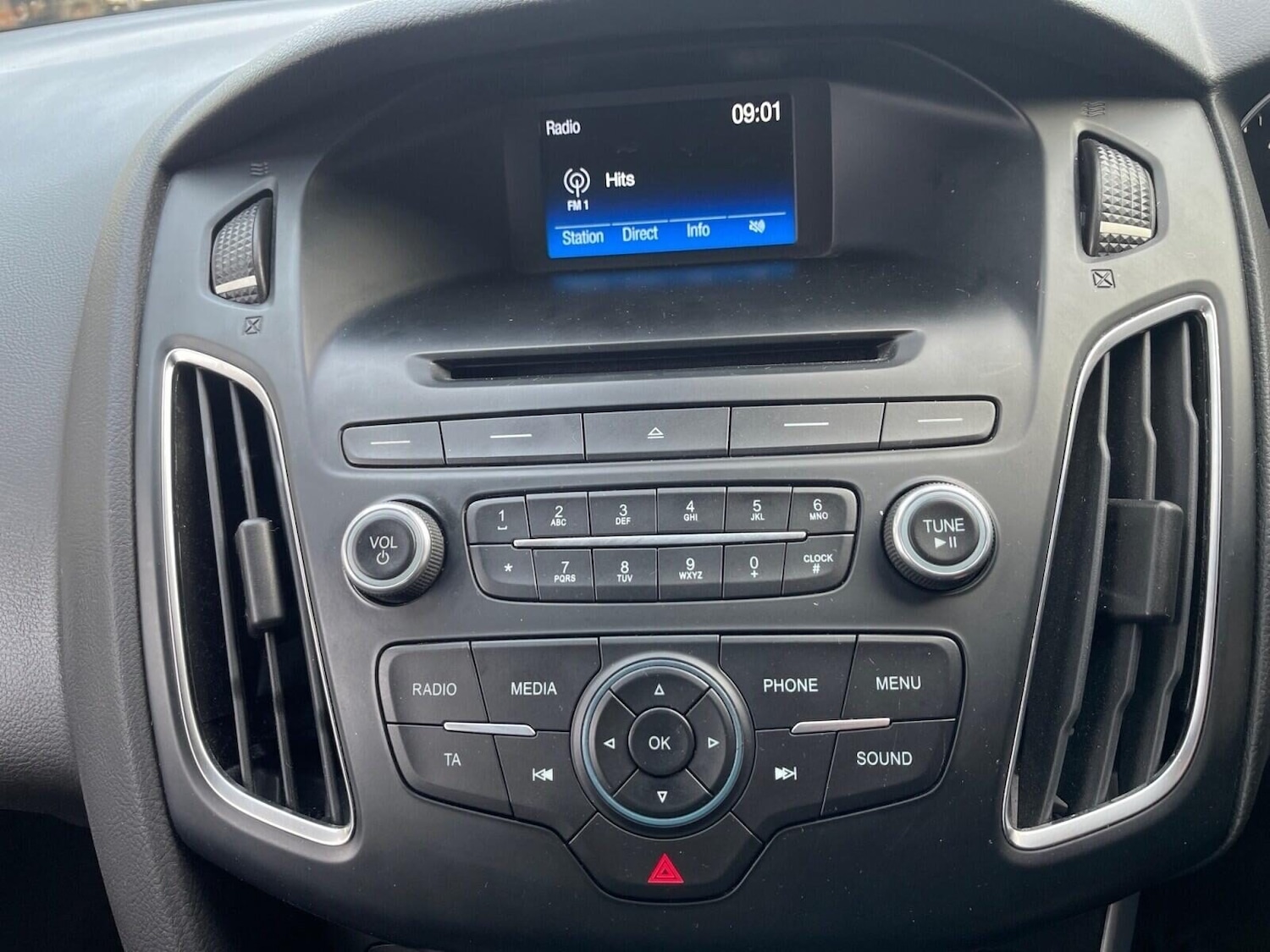 Used Ford Focus 2015 for sale - 76363148: Photo 24