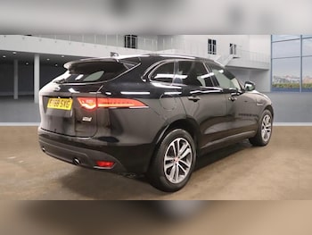 Used Jaguar F-Pace 2018 for sale - 77820387: Photo