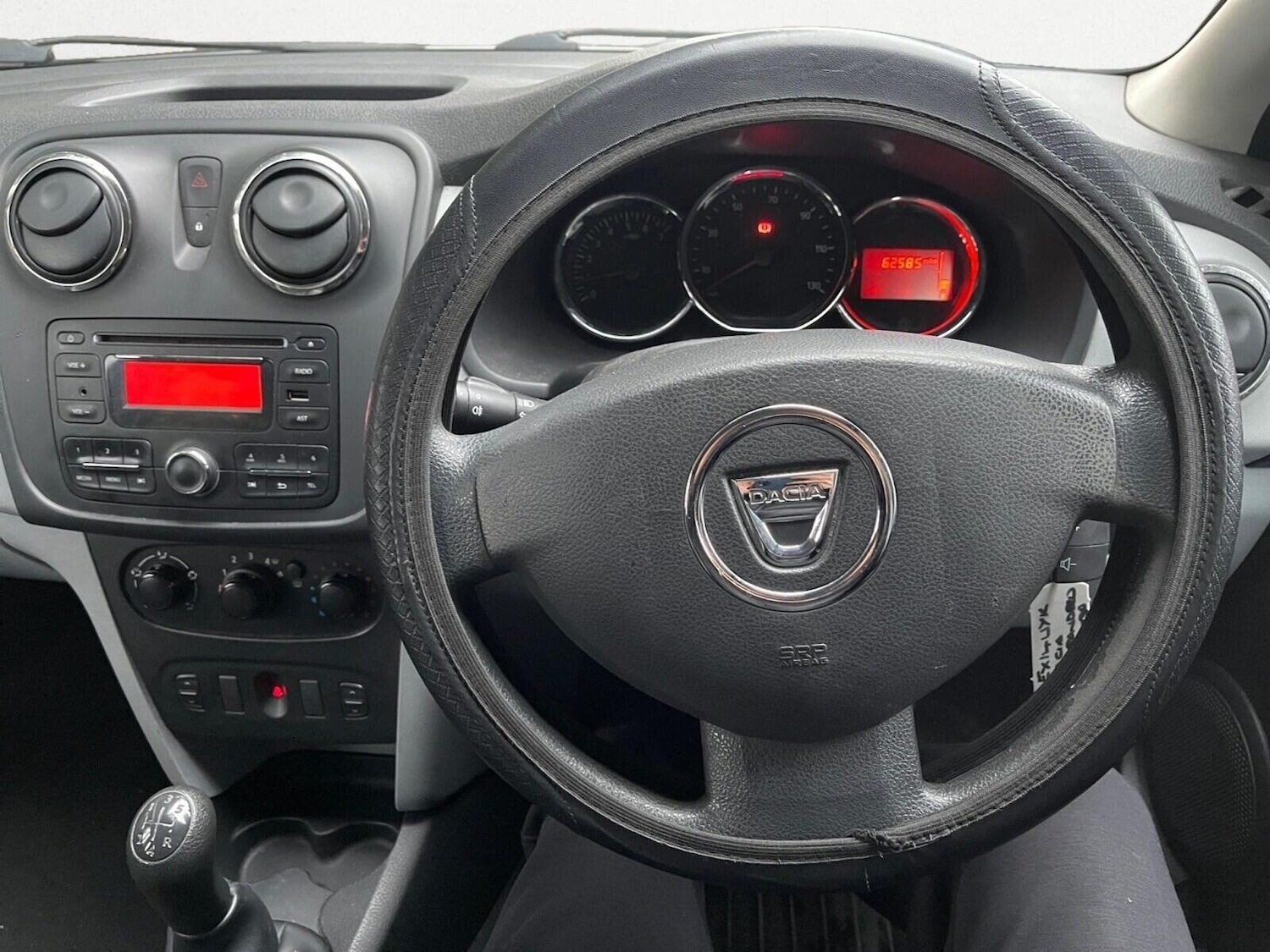 Used Dacia Sandero 2014 for sale - 77324612: Photo 12