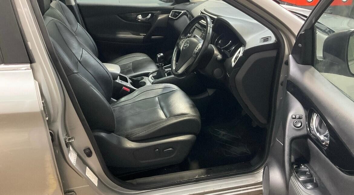 Used Nissan Qashqai 2015 for sale - 77398309: Photo 5