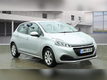 Used Peugeot 208 2016 for sale - 77917426: Photo