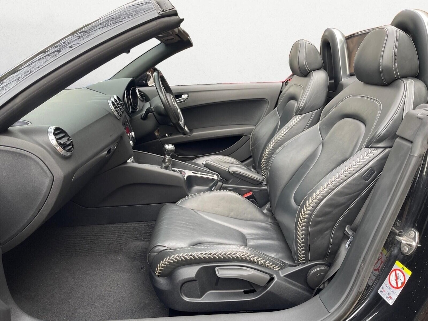 Used Audi TT 2011 for sale - 77663598: Photo 21