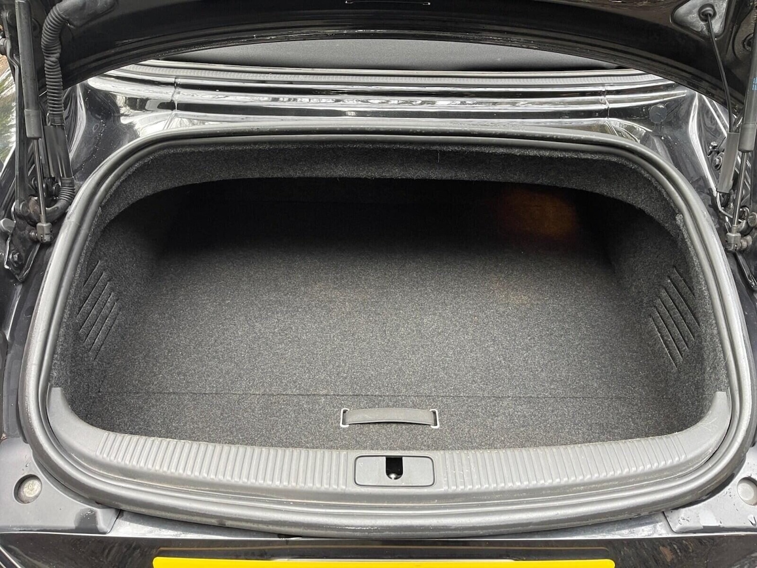 Used Audi TT 2011 for sale - 77663598: Photo 26