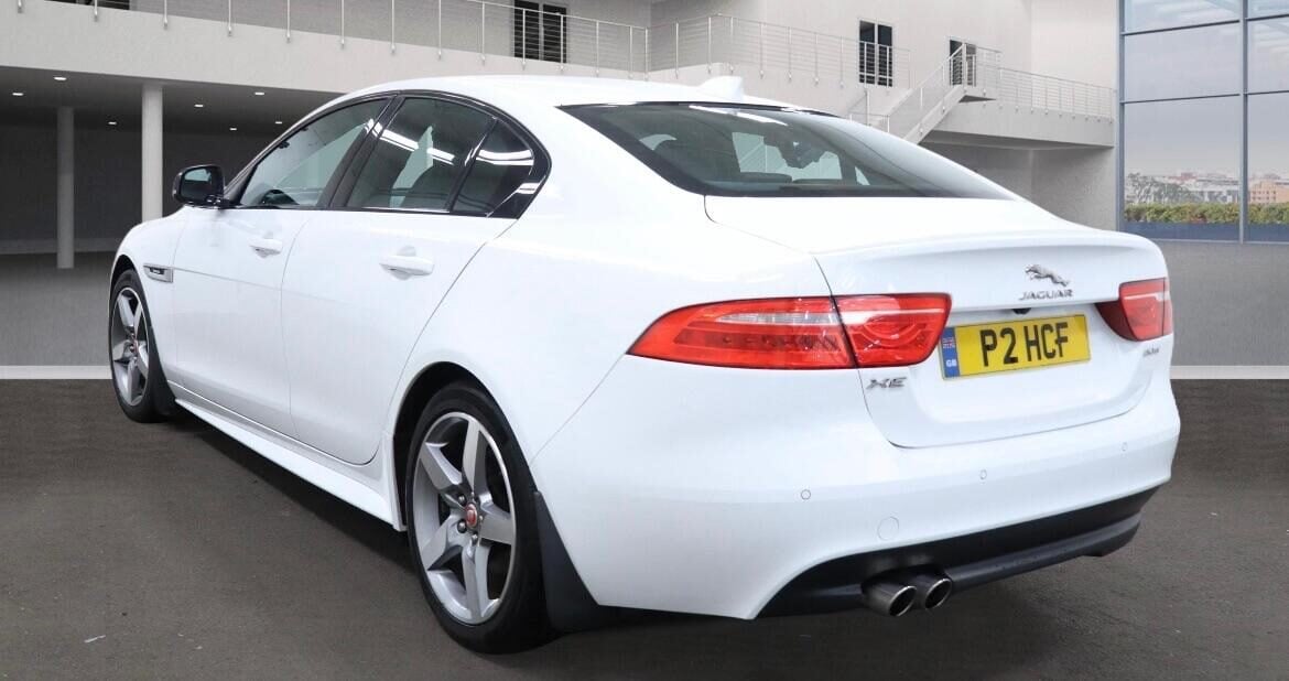 Used Jaguar XE 2016 for sale - 77980810: Photo 4