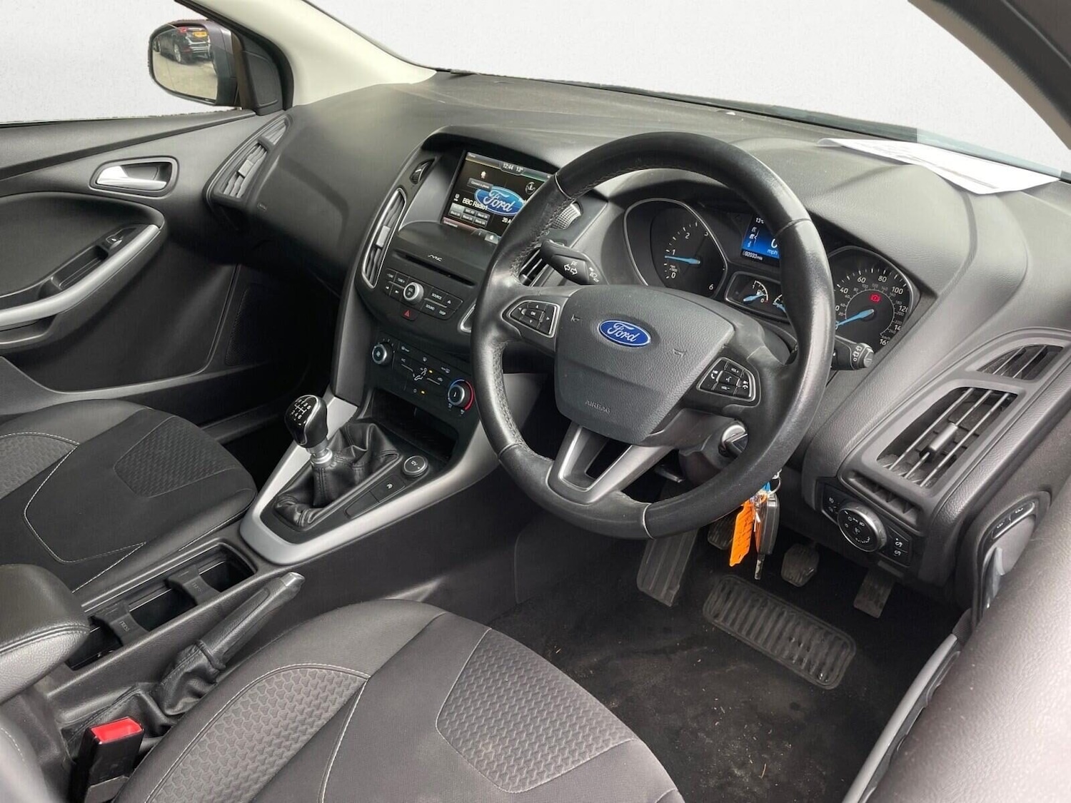 Used Ford Focus 2015 for sale - 76331195: Photo 11