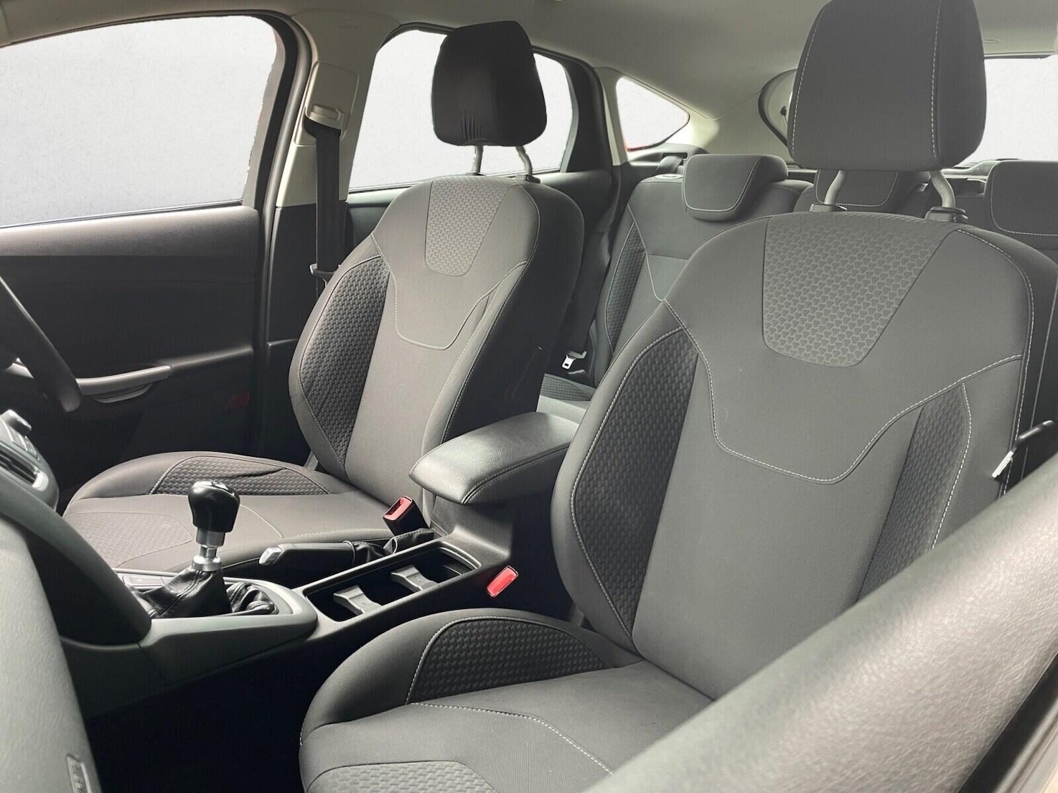 Used Ford Focus 2015 for sale - 76331195: Photo 15