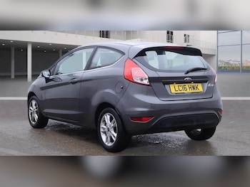 Used Ford Fiesta 2016 for sale - 76922790: Photo