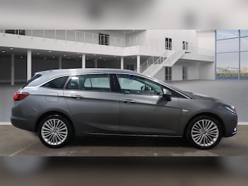 Used Vauxhall Astra 2017 for sale - 77830085: Photo