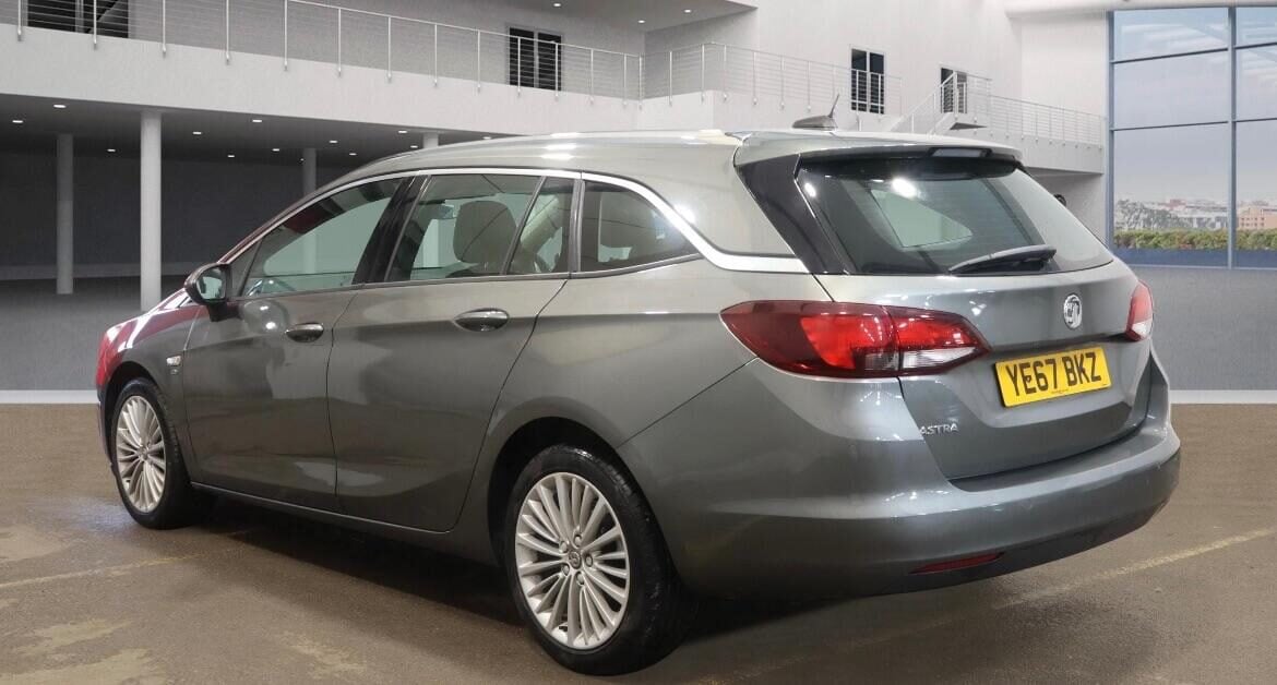 Used Vauxhall Astra 2017 for sale - 77830085: Photo 5