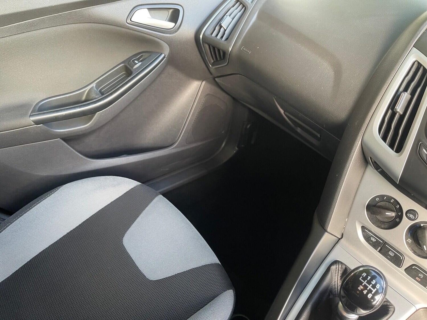 Used Ford Focus 2014 for sale - 76403324: Photo 27