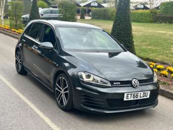 Used Volkswagen Golf 2017 for sale - 74791104: Photo
