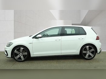 Used Volkswagen Golf 2017 for sale - 78571192: Photo