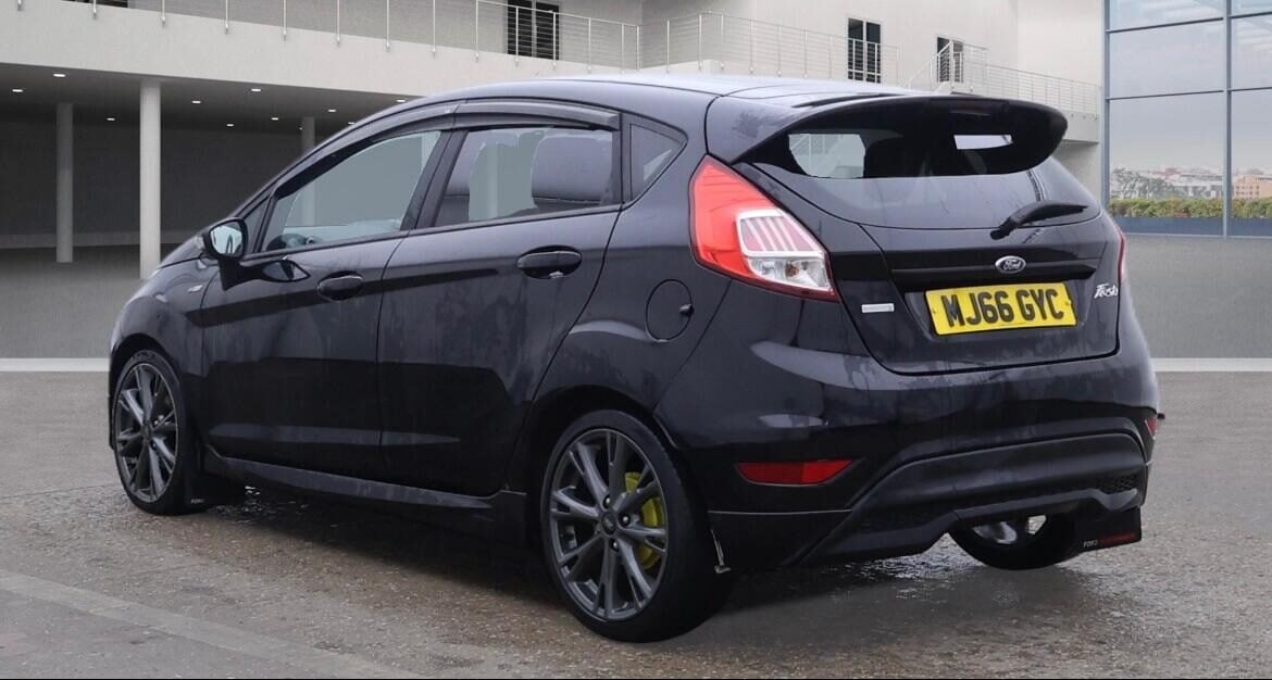 Used Ford Fiesta 2016 for sale - 76968504: Photo 5