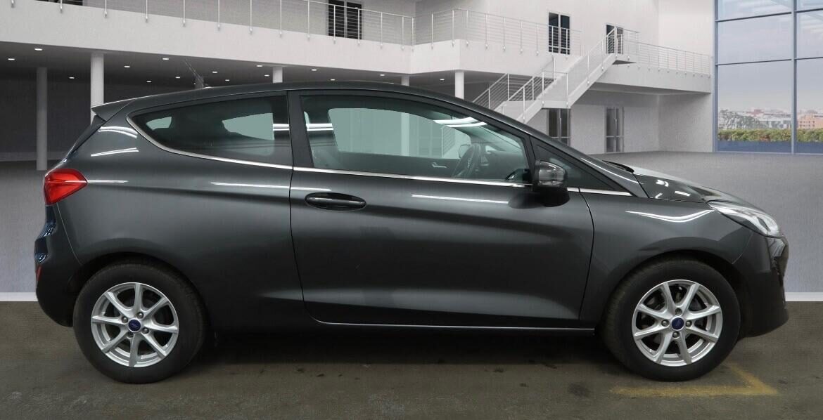 Used Ford Fiesta 2018 for sale - 77077915: Photo 3