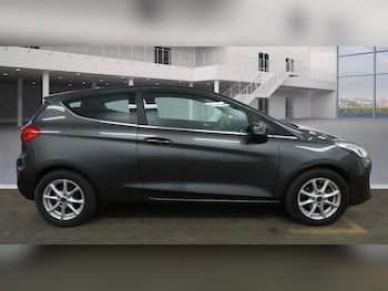 Used Ford Fiesta 2018 for sale - 77077915: Photo