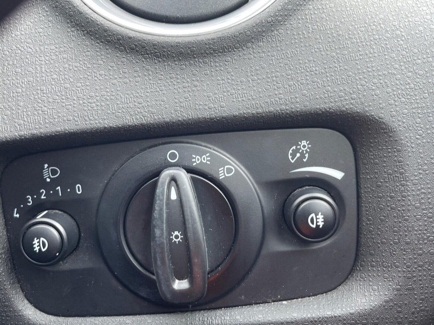 Used Ford Fiesta 2015 for sale - 77546286: Photo 23