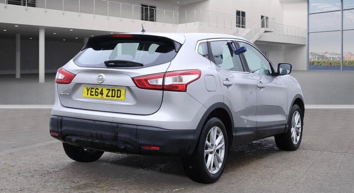 Used Nissan Qashqai 2014 for sale - 77006560: Photo 4