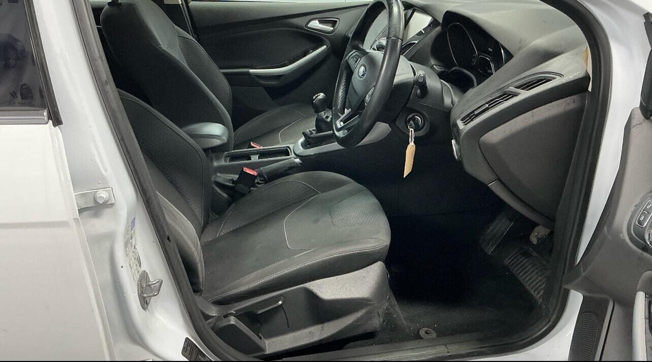 Used Ford Focus 2015 for sale - 76756942: Photo 8