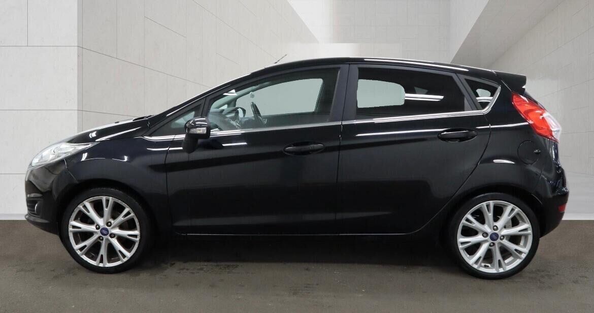 Used Ford Fiesta 2016 for sale - 78060563: Photo 3