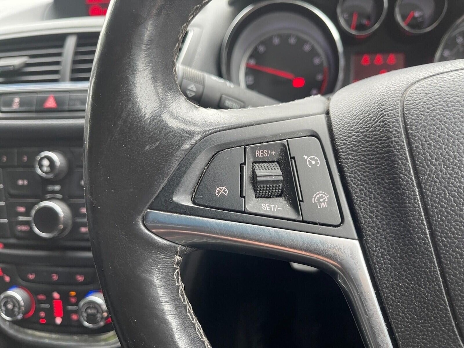 Used Vauxhall Mokka 2015 for sale - 76119916: Photo 24
