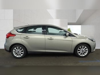 Used Ford Focus 2015 for sale - 79569107: Photo