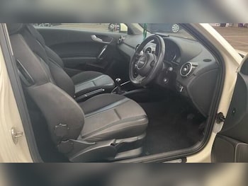 Used Audi A1 2014 for sale - 78305800: Photo