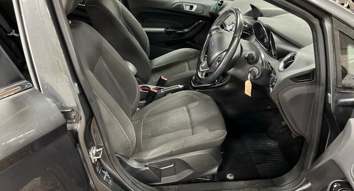 Used Ford Fiesta 2017 for sale - 76352354: Photo 6
