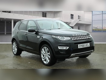 Used Land Rover Discovery Sport 2016 for sale - 77520458: Photo