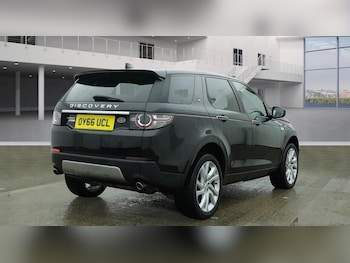 Used Land Rover Discovery Sport 2016 for sale - 77520458: Photo