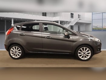 Used Ford Fiesta 2016 for sale - 75971647: Photo