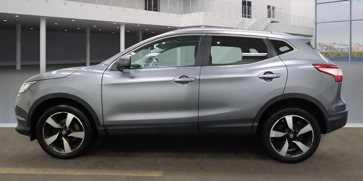 Used Nissan Qashqai 2015 for sale - 76979429: Photo 3