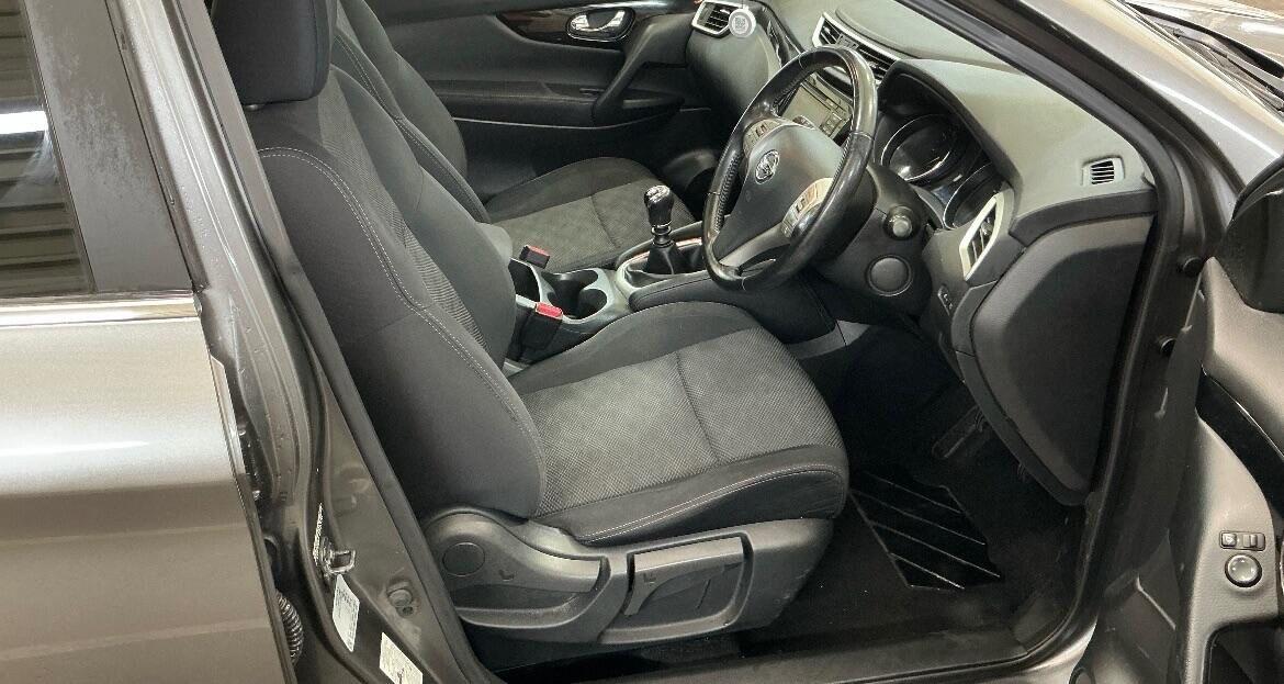 Used Nissan Qashqai 2015 for sale - 76979429: Photo 6