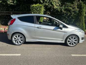 Used Ford Fiesta 2015 for sale - 75425819: Photo