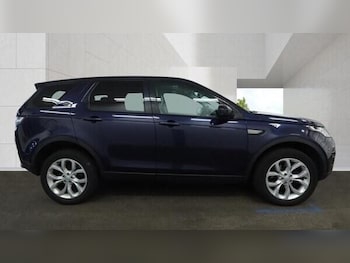 Used Land Rover Discovery Sport 2017 for sale - 78698465: Photo
