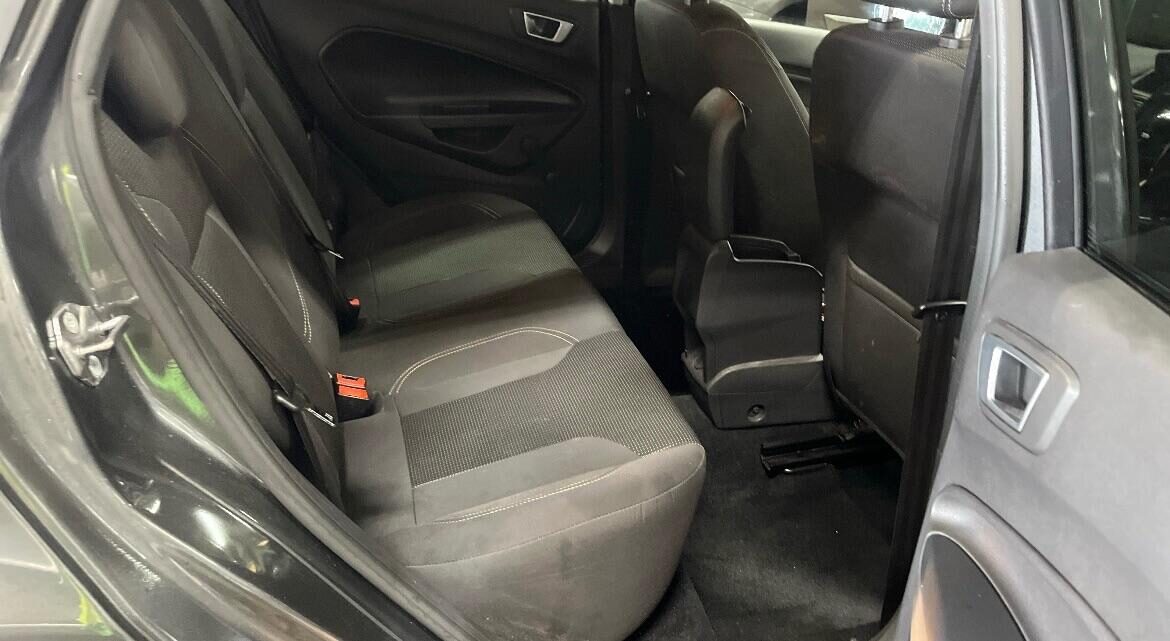 Used Ford Fiesta 2017 for sale - 77640271: Photo 8