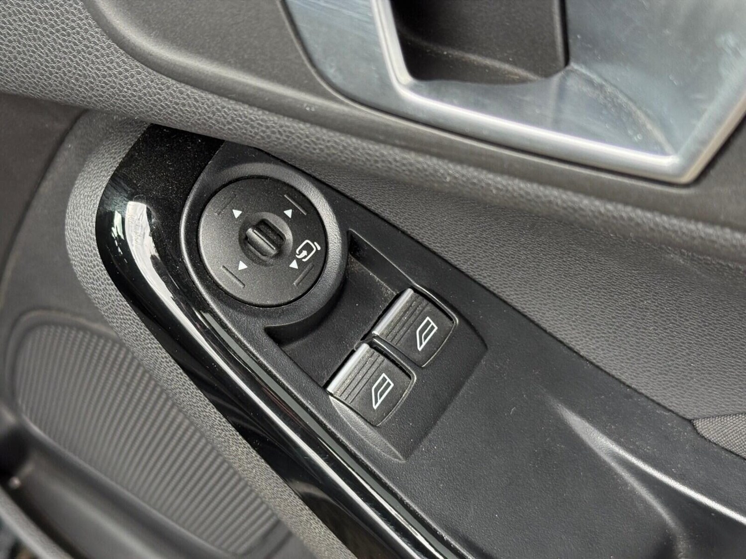 Used Ford Fiesta 2016 for sale - 78151816: Photo 19