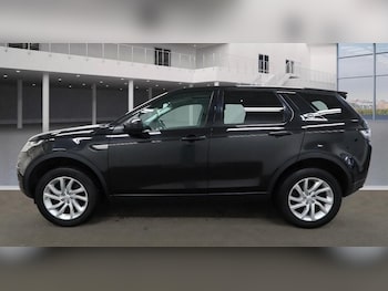 Used Land Rover Discovery Sport 2019 for sale - 77649953: Photo