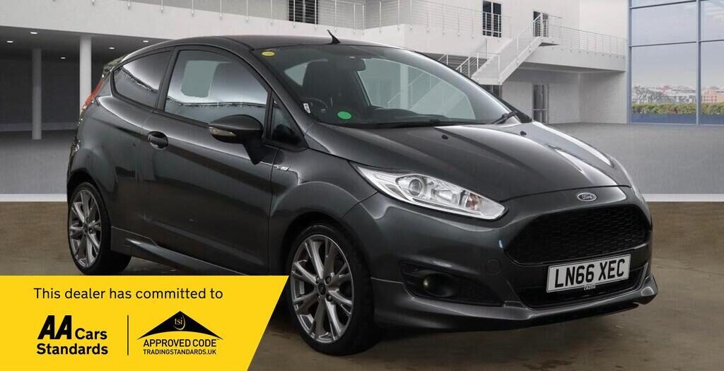 Used Ford Fiesta 2016 for sale - 76649679: Photo 1