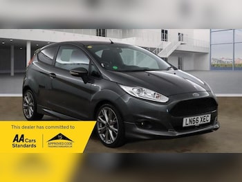 Used Ford Fiesta 2016 for sale - 76649679: Photo