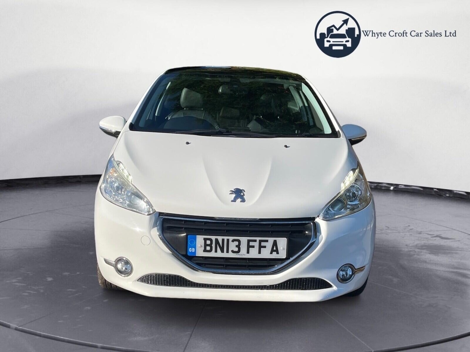 Used Peugeot 208 2013 for sale - 76611242: Photo 3