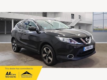 Used Nissan Qashqai 2015 for sale - 77983665: Photo