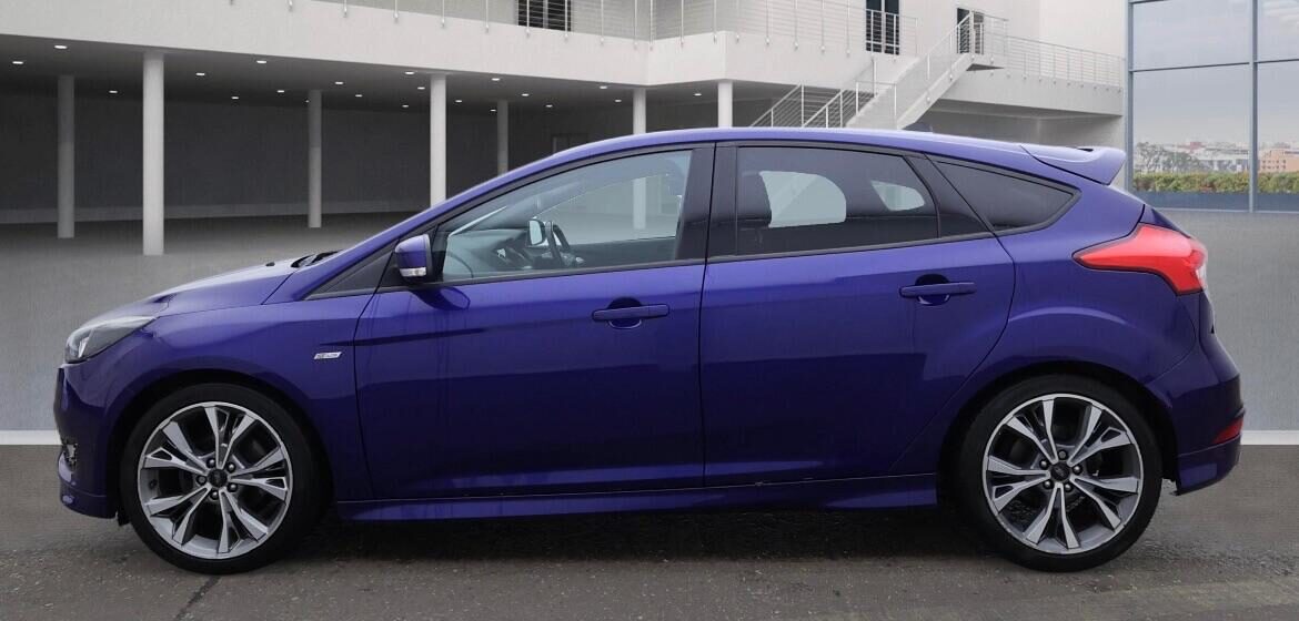 Used Ford Focus 2017 for sale - 76919870: Photo 4