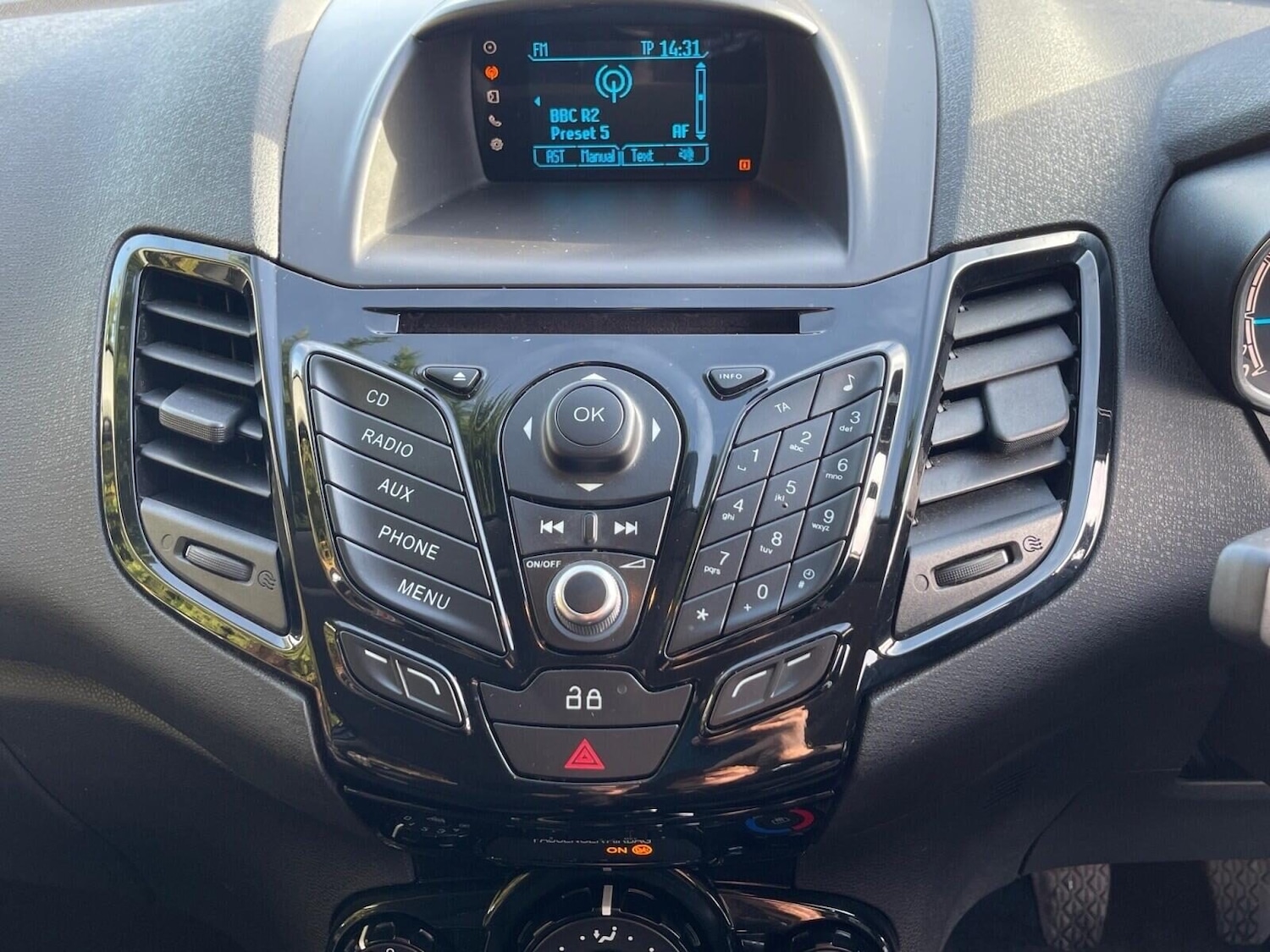 Used Ford Fiesta 2013 for sale - 76541386: Photo 21