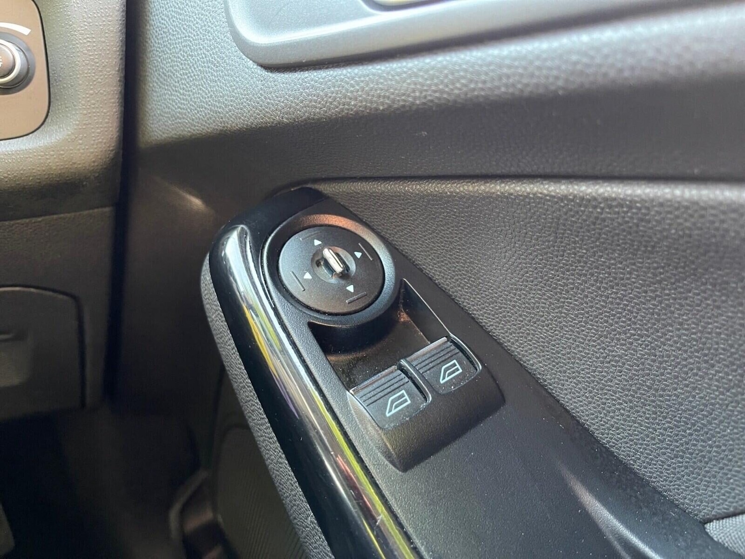 Used Ford Fiesta 2013 for sale - 76541386: Photo 25