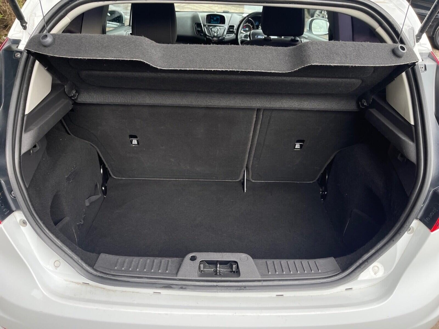 Used Ford Fiesta 2015 for sale - 76097027: Photo 19