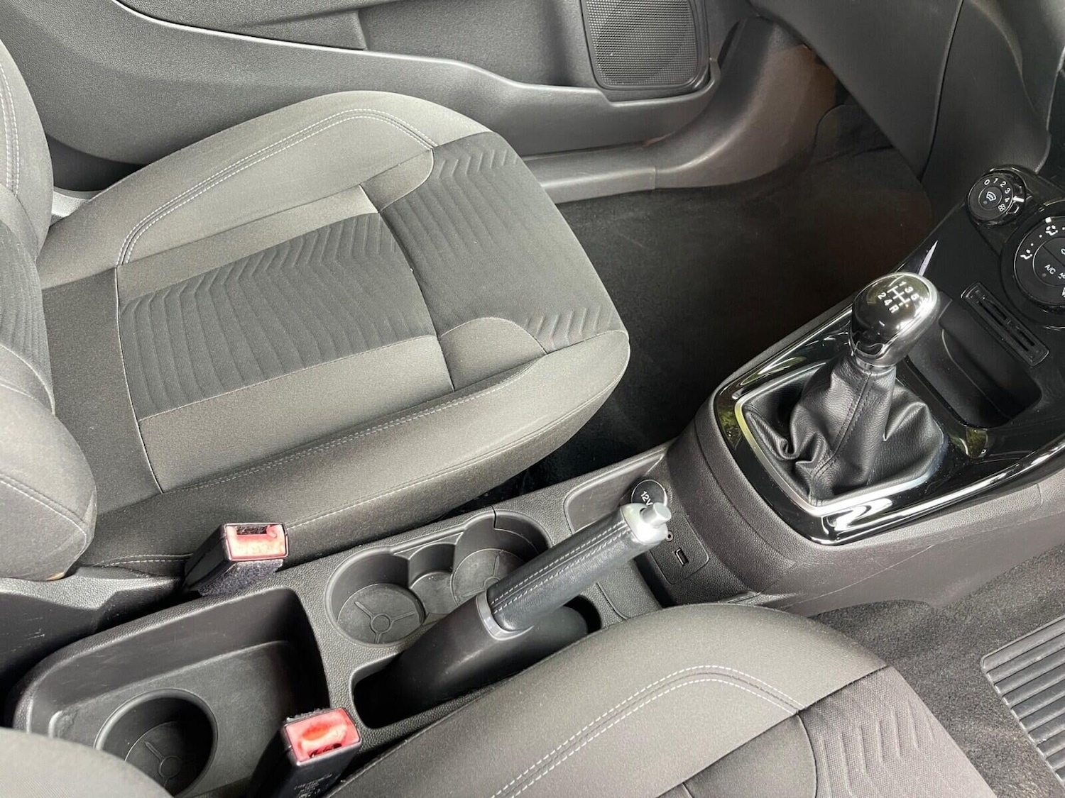 Used Ford Fiesta 2015 for sale - 76097027: Photo 21